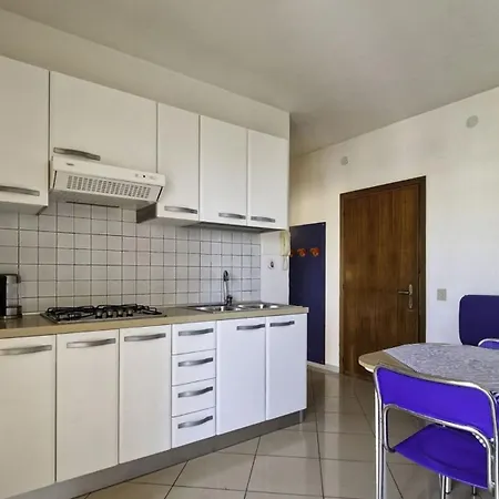 Апартаменти Modern Flat With Terrace Near The Sea-beahost