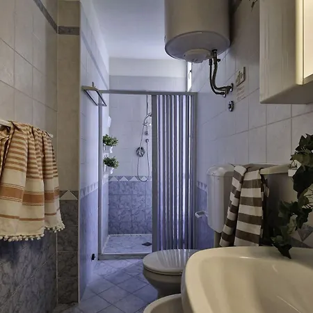 Modern Flat With Terrace Near The Sea-beahost *