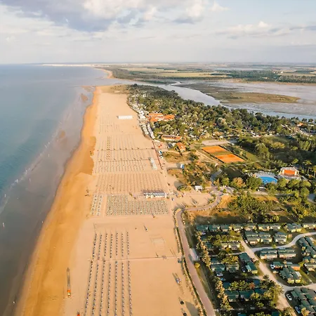 Modern Flat With Terrace Near The Sea-beahost * Bibione