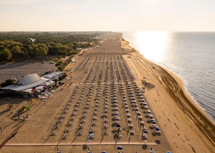 Modern Flat With Terrace Near The Sea-beahost Bibione