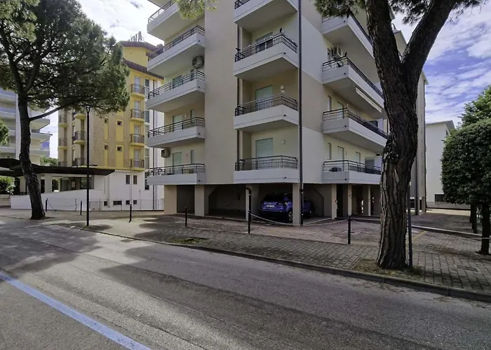 Modern Flat With Terrace Near The Sea-beahost Bibione