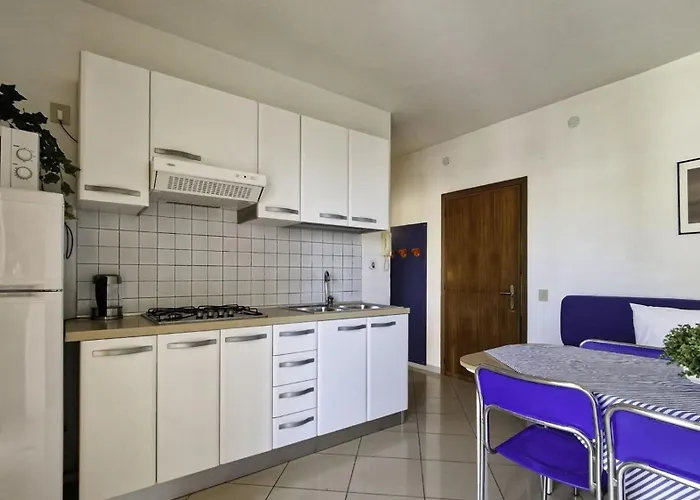 Апартаменти Modern Flat With Terrace Near The Sea-beahost